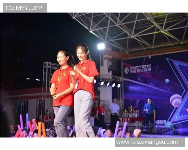 日本足球明星齐聚一堂挑战极限综艺节目展现球场之外的精彩人生